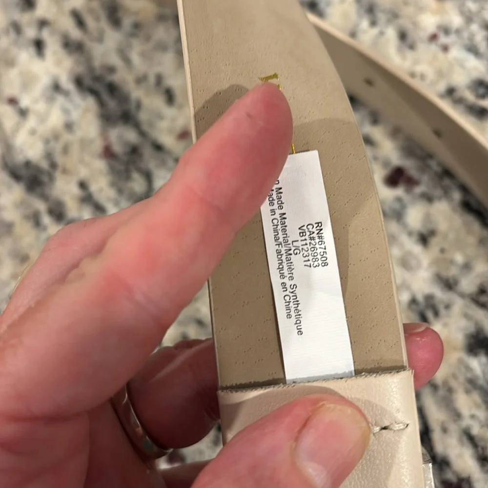 Vince Camuto Cream and mother of pearl buckle Belt